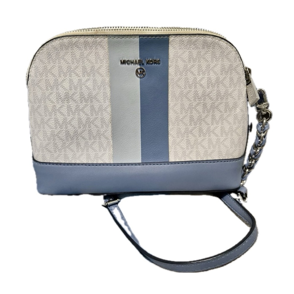 Michael Kors crossbody bag in excellent condition